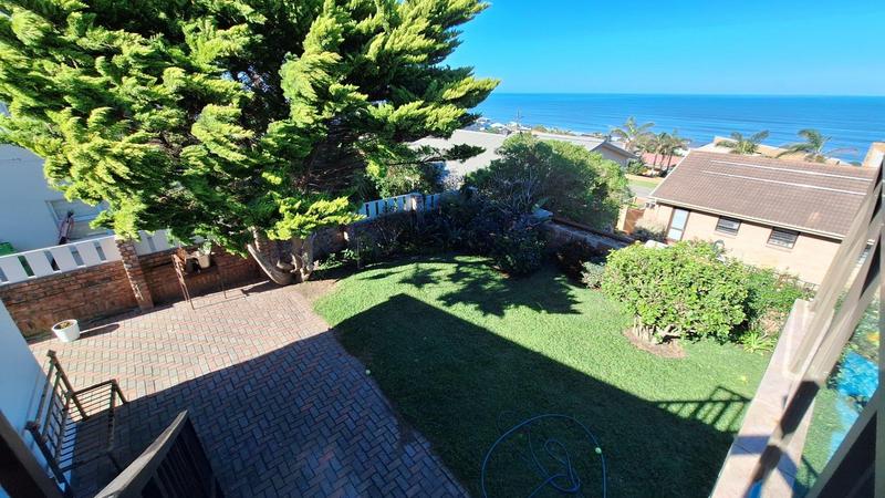 5 Bedroom Property for Sale in Reebok Western Cape